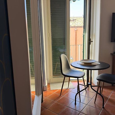 Swim Apartment Fronte Mare Catánia Buitenkant foto